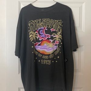 Womens billabong tee shirt